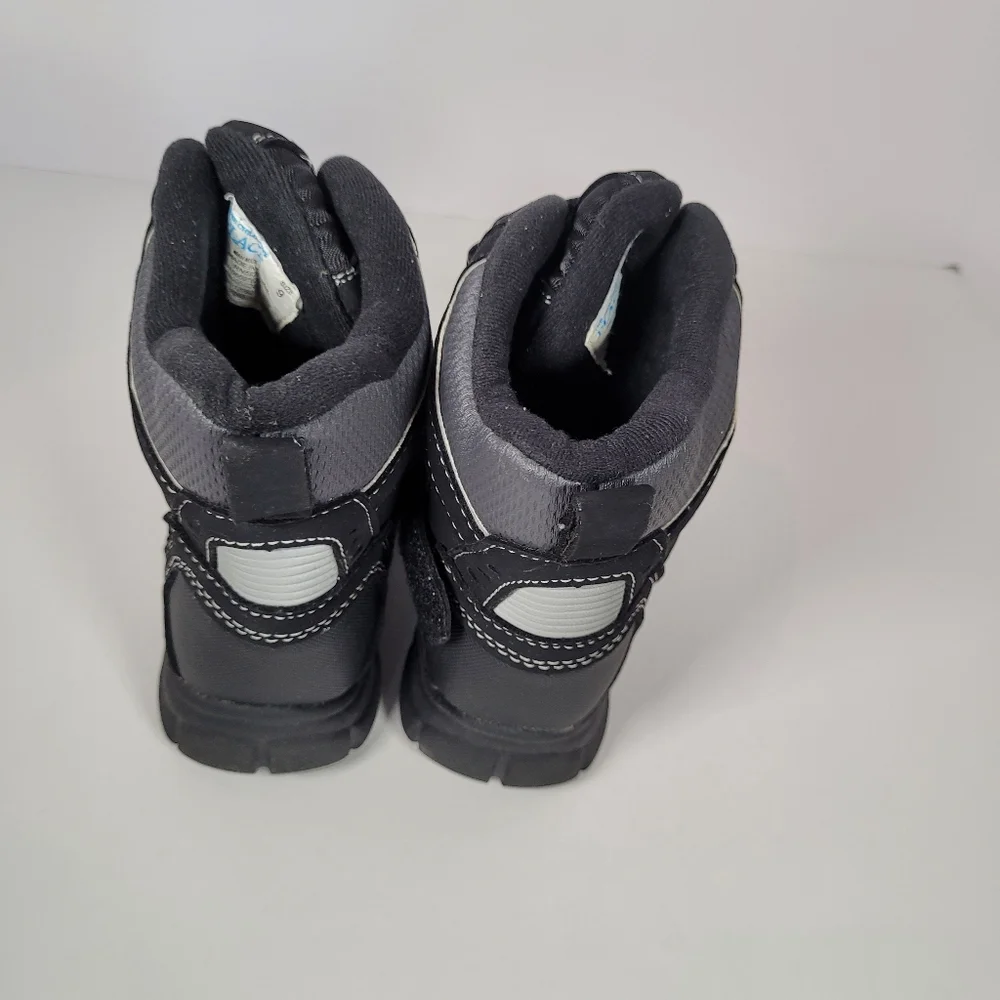 Unisex Youth The Children's Place Snow Boots Black Silver Gray Shoes Size 9 Kids